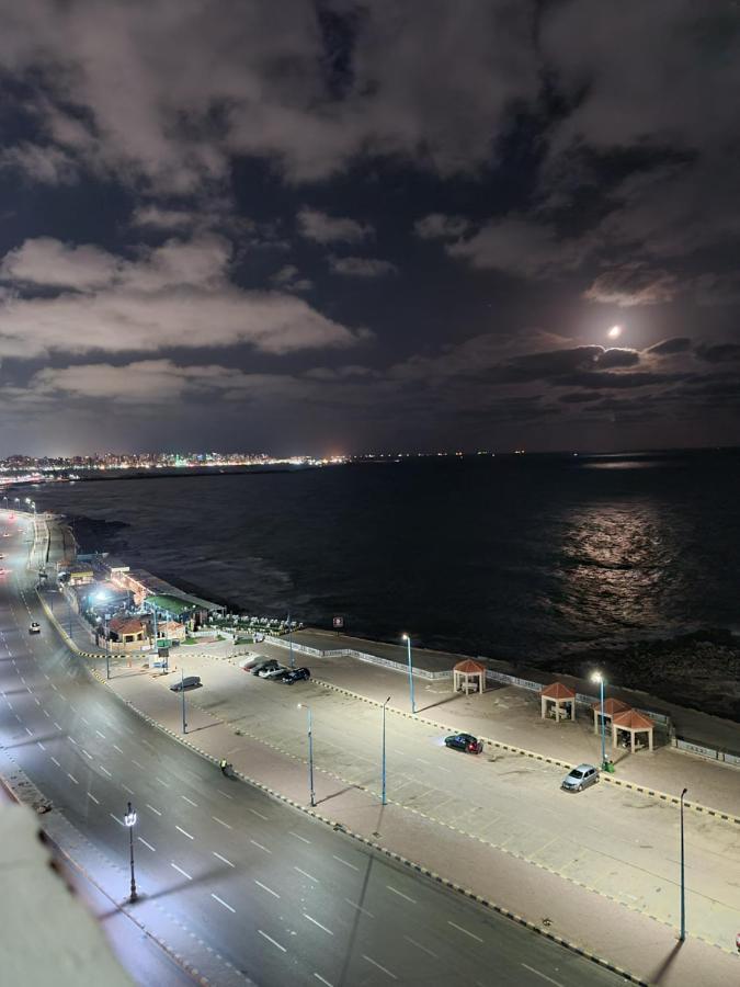 Hyat Hostel & Suites İskenderiye Dış mekan fotoğraf