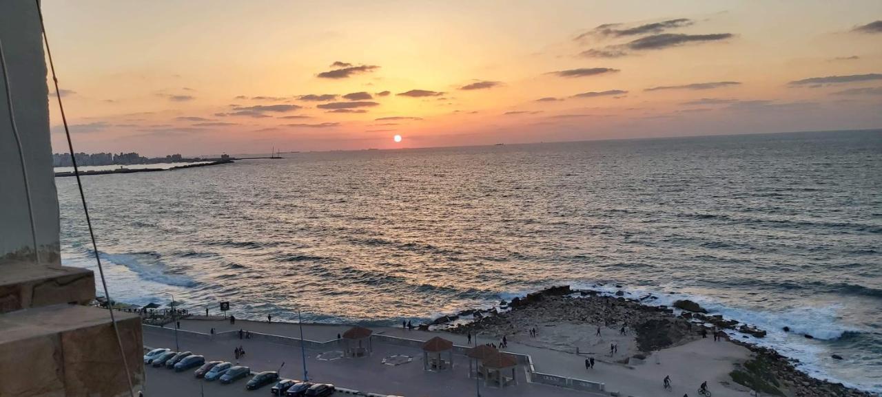 Hyat Hostel & Suites İskenderiye Dış mekan fotoğraf