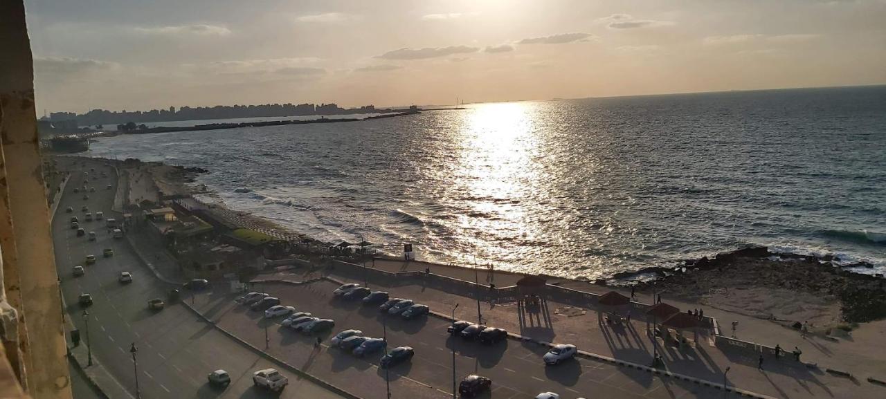 Hyat Hostel & Suites İskenderiye Dış mekan fotoğraf